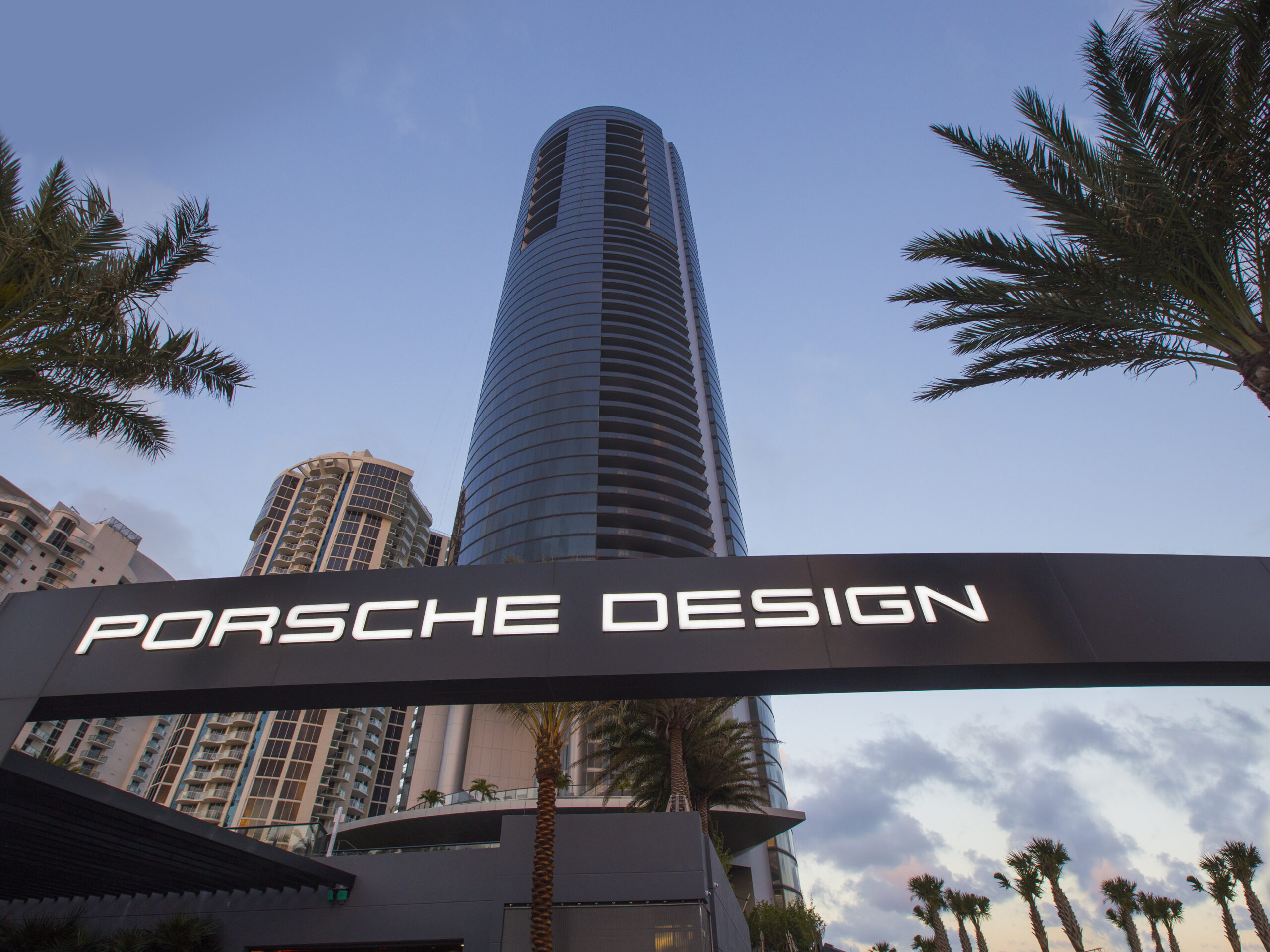 Tower Porsche